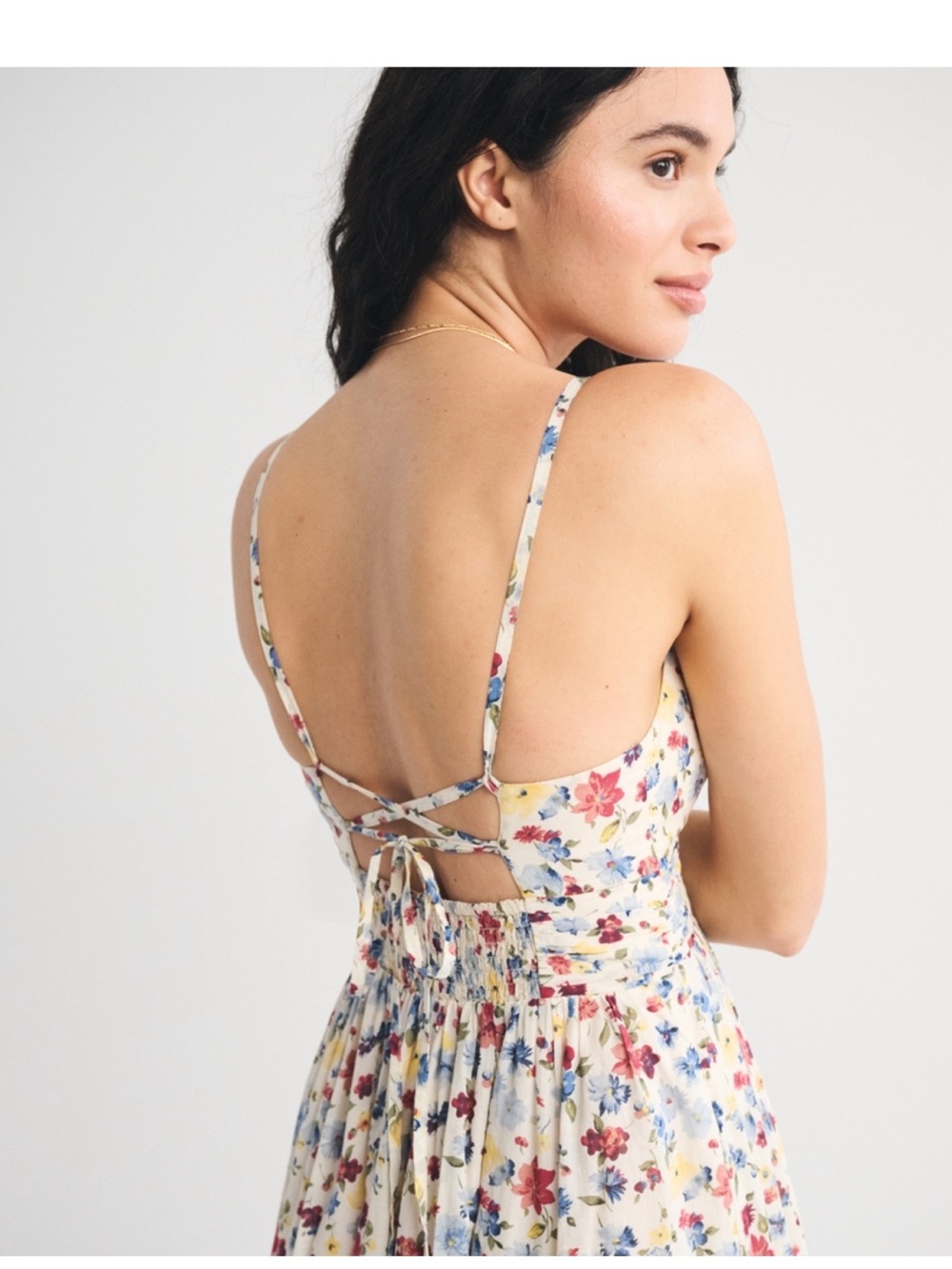 Abercrombie & Fitch Floral Bra-Free Tie-Back Flowy V-Neck Maxi Dress - Picture 2 of 4
